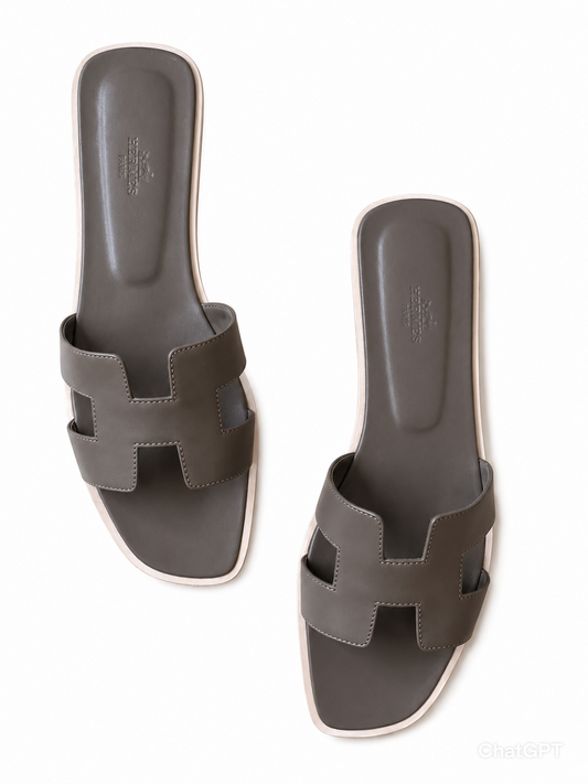 Hermès Oran Sandal – Gris Étain