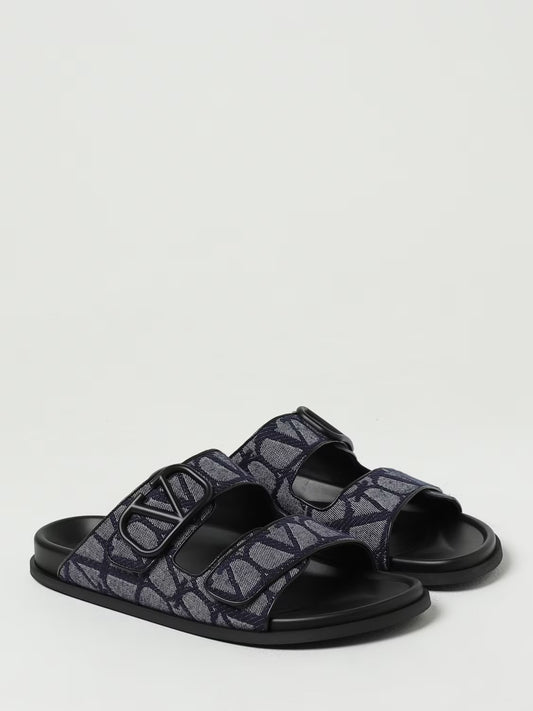 Valentino Garavani VLogo Signature Slides